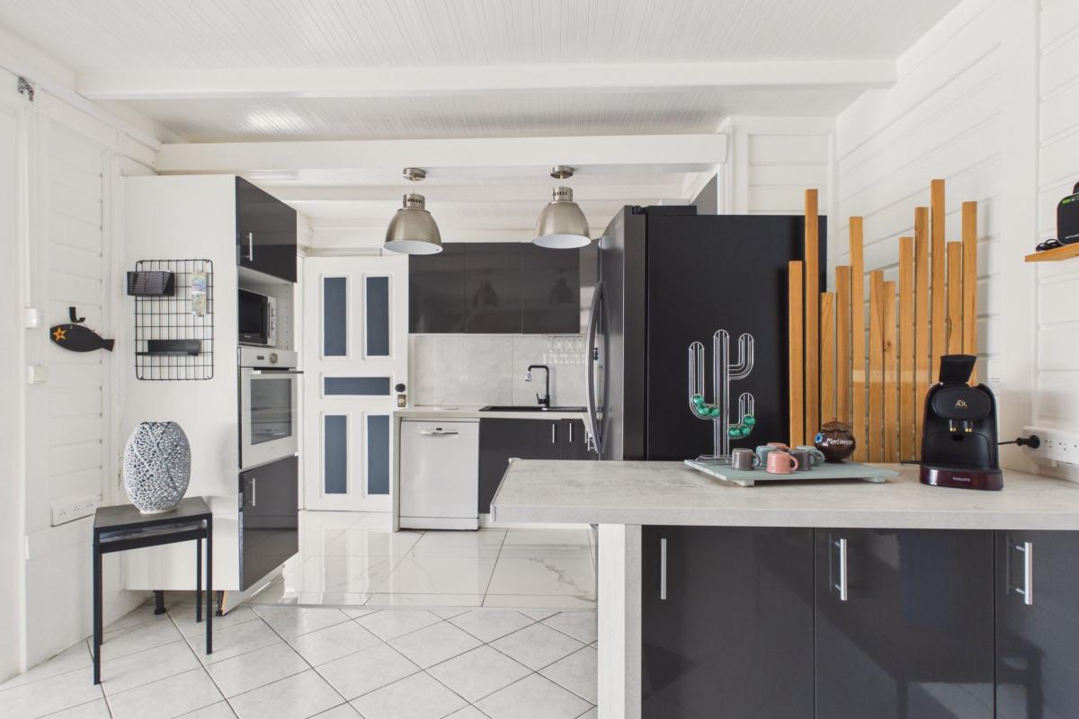 Location villa  au diamant piscine 8 personnes  - cuisine 2